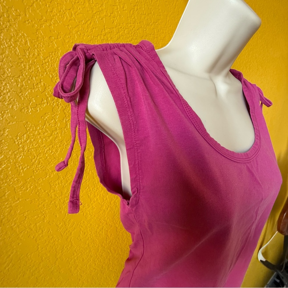 Guess Jeans Fuschia Pink Cotton Gathered Shoulder Tee Shirt